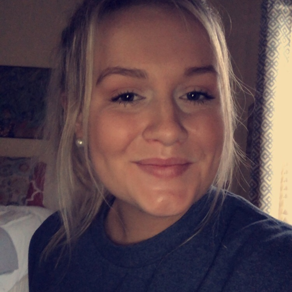 Meet your Posher, Lauren